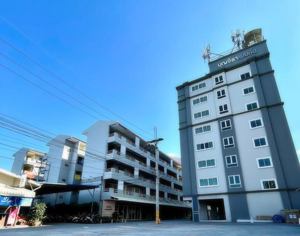 The Bed By Boonjira Apartment Чонбури Екстериор снимка